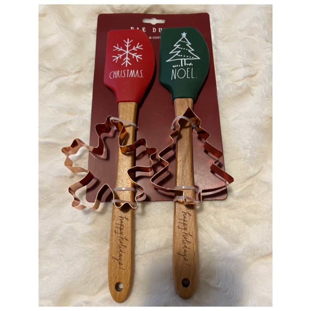 NEW Rae Dunn Christmas & Noel Spatula And Cookie Cutter Set